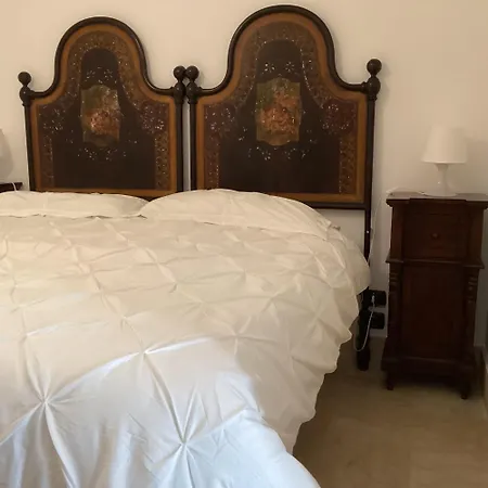 Panzió Crispi 10 3*