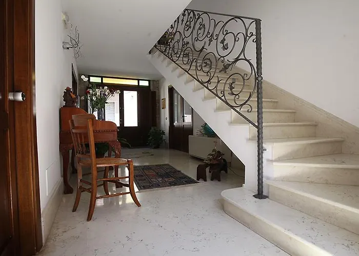 Crispi 10 Bed & Breakfast Floridia