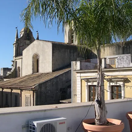 Crispi 10 Bed & Breakfast *